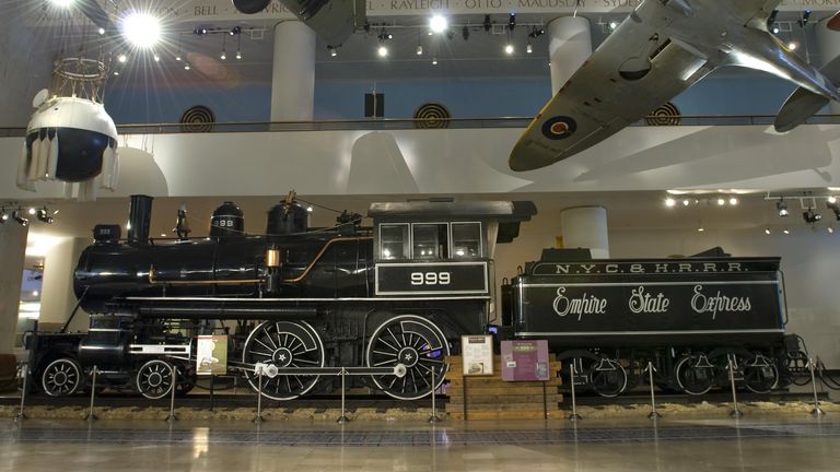 999 Steam Locomotive